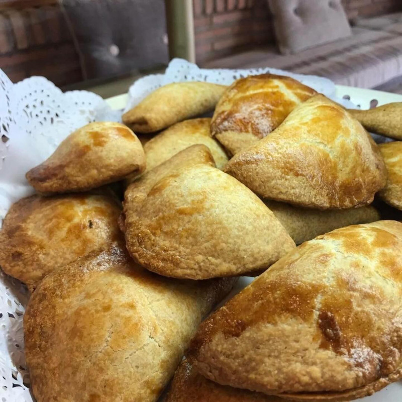 PANADERIA - CAFETERIA MENDEZ 12